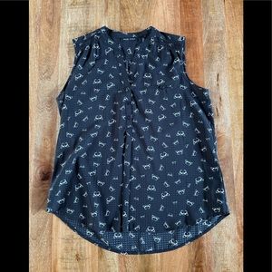 Light, sleeveless blouse